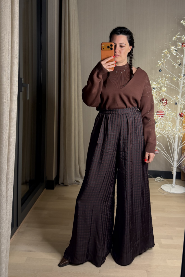 Kahverengi Triko Atlet Takım