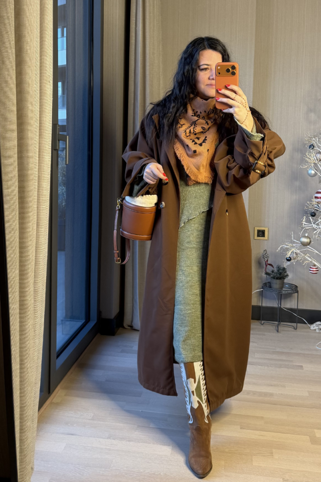 Koyu Tarçın Siyah Şal-Büyük Boy