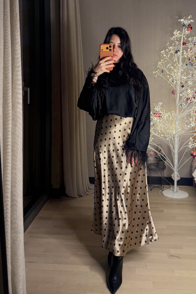 Puantiyeli Uzun Saten Etek