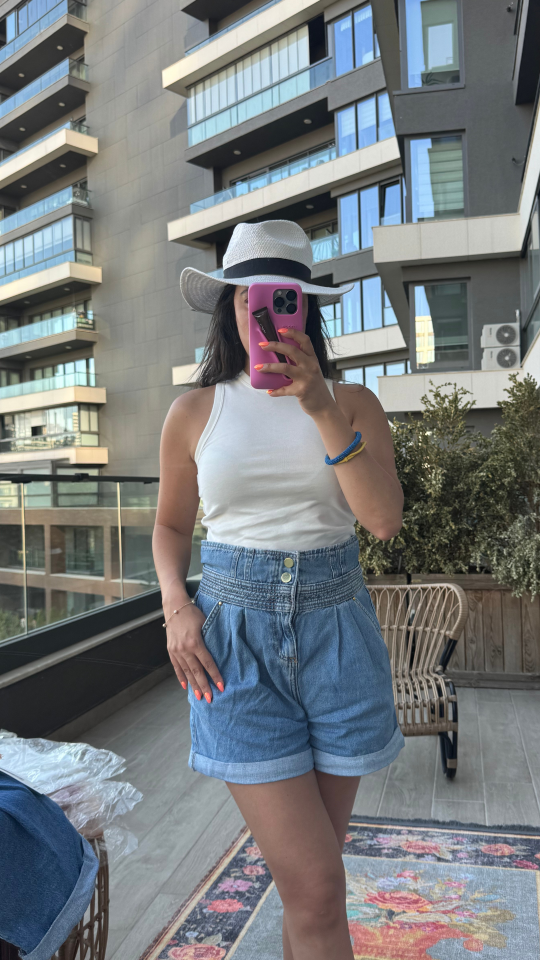 Yüzücü Yaka Marka Model Beyaz Atlet