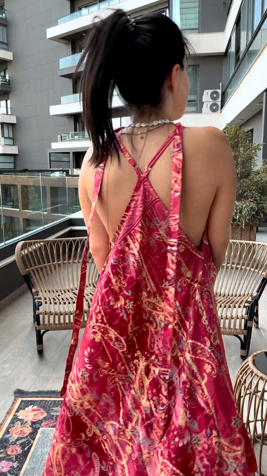 Fularlı İthal Asimetrik Koyu Pembe Elbise