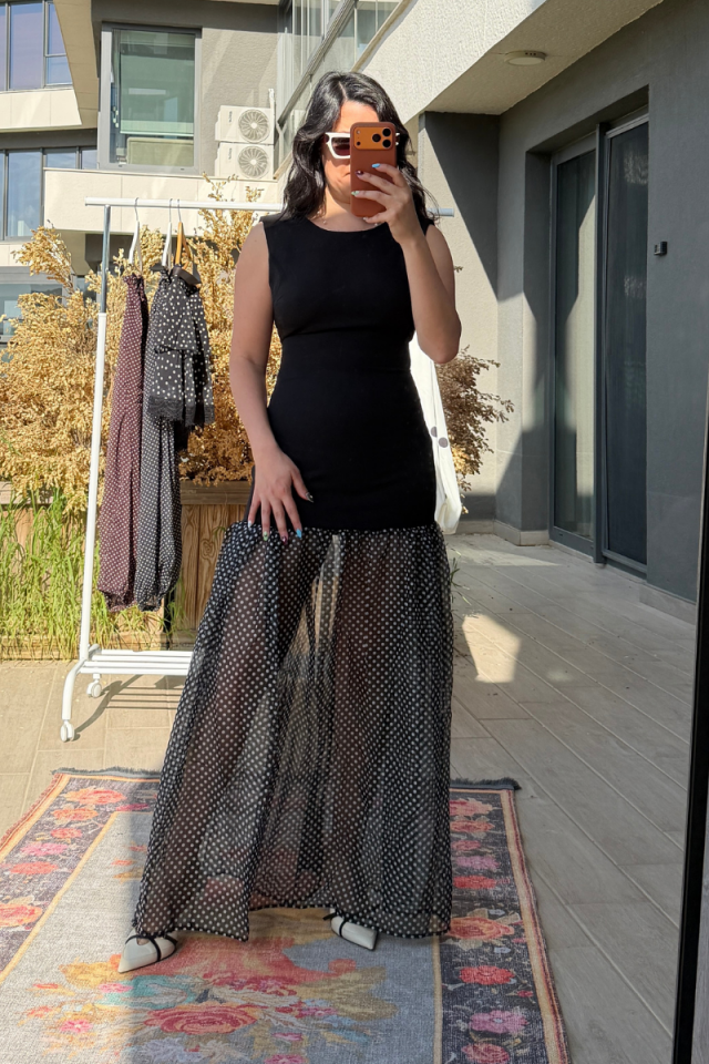 Puantiyeli Siyah Maxi Elbise