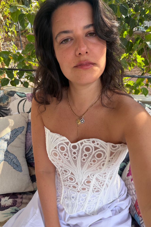 Arkası Bağlama Detaylı Beyaz Korse