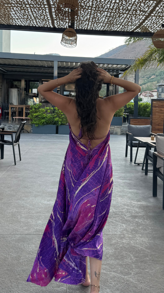 Sırt Dekolteli İşlemeli Mor İthal Elbise