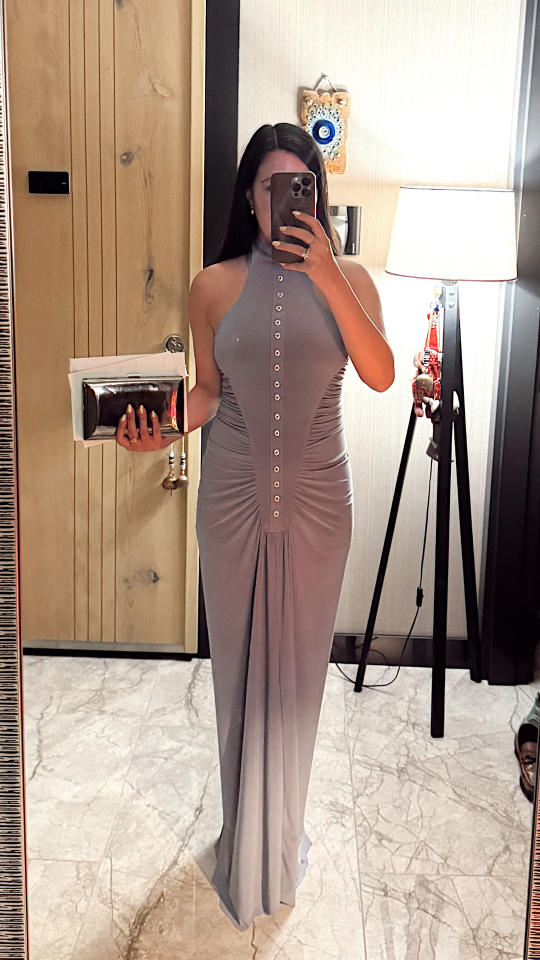 Drapeli Uzun Gri Elbise