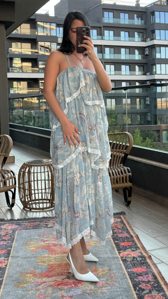 Dantel Detaylı Kat Kat Şifon Elbise