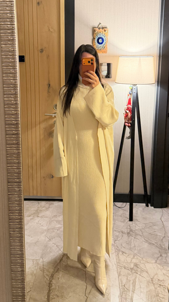 Boğazlı Elbise Hırka Triko Takım- Krem